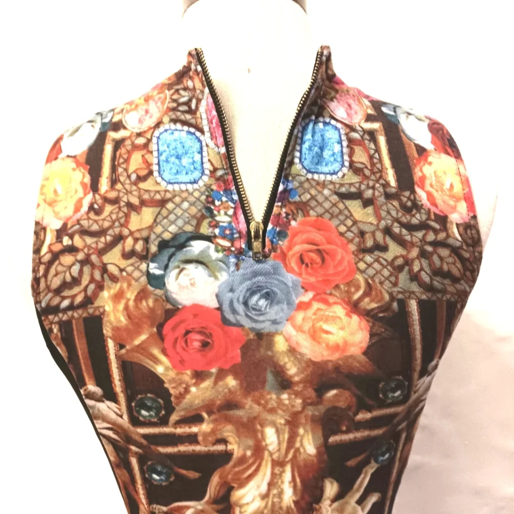 Vintage Y2K Cherubs, roses, & jewels dress with studs. Small. Body Central